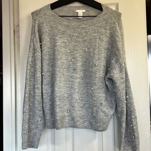 H&M grey sweater with pearls size ‘medium